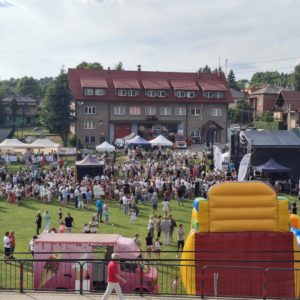 II Piknik Integracyjny w Jerzmanowicach: serca biją RAZEM!