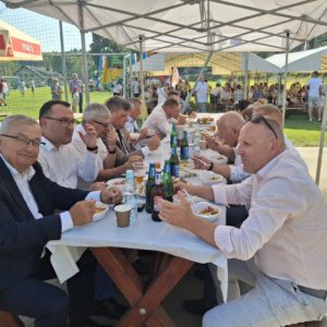 WhatsApp Image 2025-08-15 at 17.13.29 (4) Święto Pieczonego Ziemniaka w Racławicach – smak, muzyka i wspólne biesiadowanie