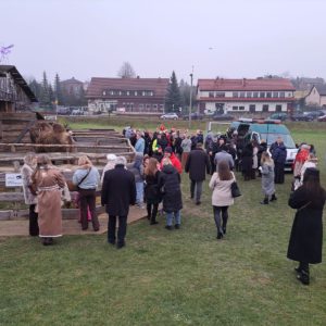 WhatsApp Image 2025-12-21 at 14.23.50 Spotkanie Opłatkowe przy Żywej Szopce w Jerzmanowicach