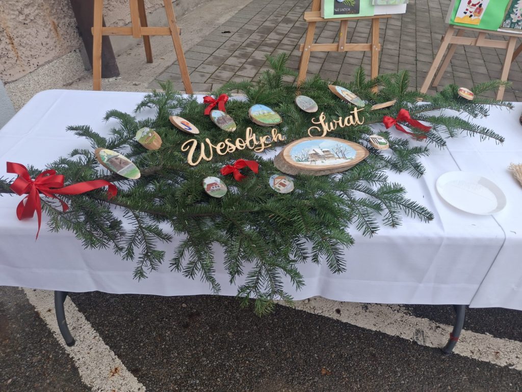 Spotkanie Opłatkowe przy Żywej Szopce w Jerzmanowicach