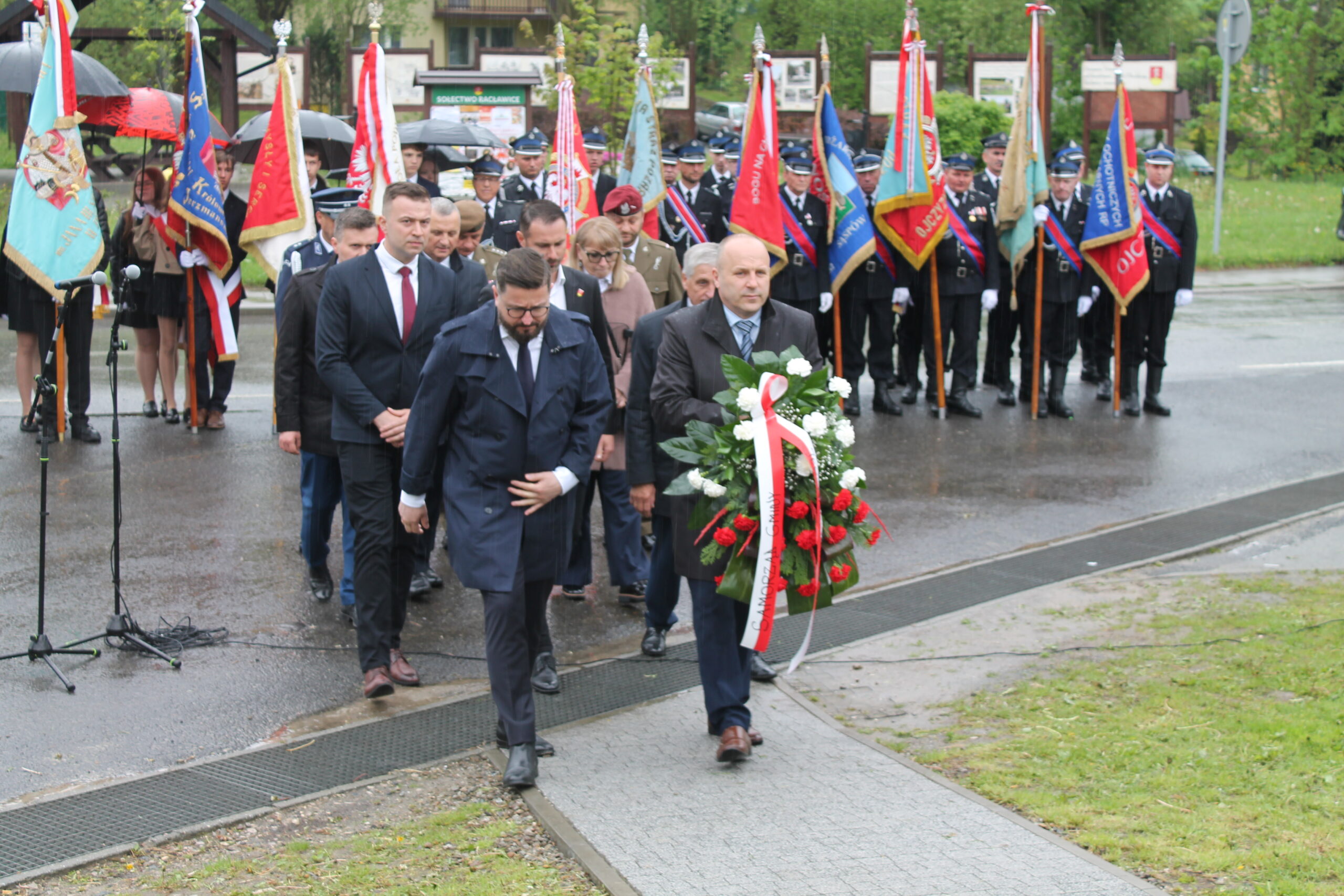 Uroczyste obchody świat majowych