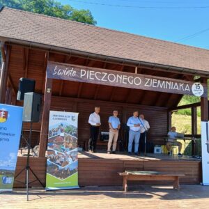 775116021_1059687993123212_4569881026363520883_n W Racławicach znów zapachniało pieczonym ziemniakiem